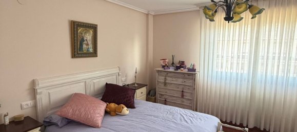 Casa de 4 dormitorios en Laredo, Spain No. 160362 11