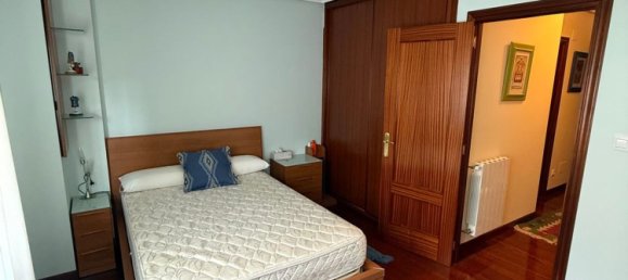 Casa de 4 dormitorios en Laredo, Spain No. 160362 3