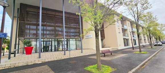 1 Schlafzimmer Wohnung in Chateauroux, France, Nr. 66099 2