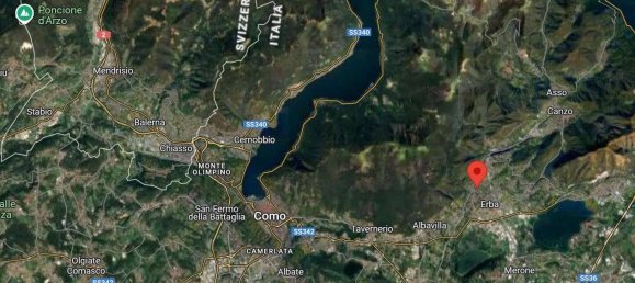 Вилла с 2 спальнями в Эрба, Италия № 3910 4