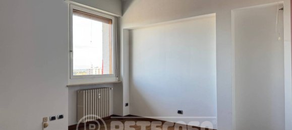 2 Schlafzimmer Wohnung in Crema, Italy, Nr. 360834 13