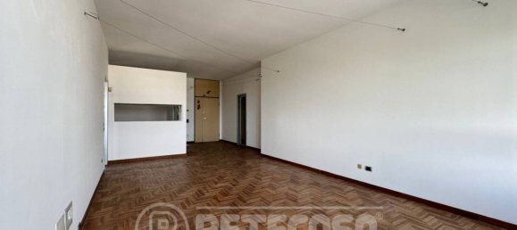 2 Schlafzimmer Wohnung in Crema, Italy, Nr. 360834 11
