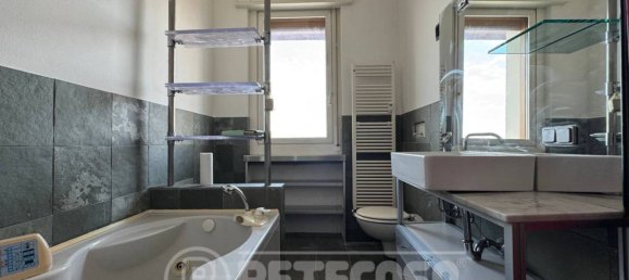 2 Schlafzimmer Wohnung in Crema, Italy, Nr. 360834 19
