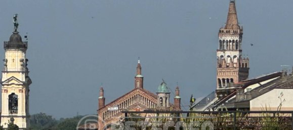 2 Schlafzimmer Wohnung in Crema, Italy, Nr. 360834 37