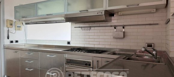 2 Schlafzimmer Wohnung in Crema, Italy, Nr. 360834 6