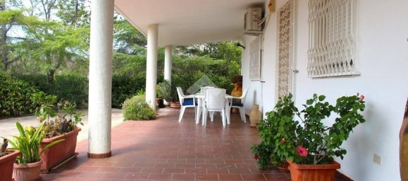 3 bedrooms Villa in Carovigno, Italy No. 265035 13