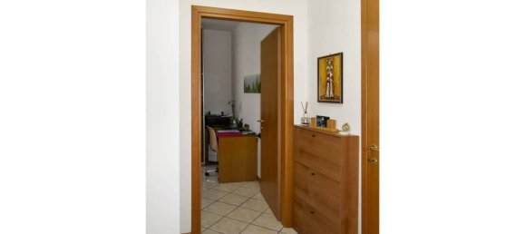 2 Schlafzimmer Wohnung in Pregnana Milanese, Italy, Nr. 320589 23