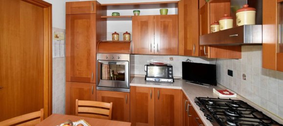 2 Schlafzimmer Wohnung in Pregnana Milanese, Italy, Nr. 320589 16