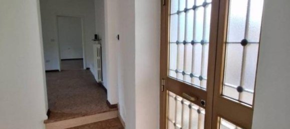 3 rooms Apartment in Appiano Gentile, Italy No. 26814 20