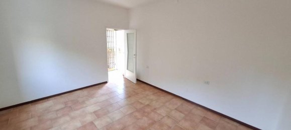 3 rooms Apartment in Appiano Gentile, Italy No. 26814 43