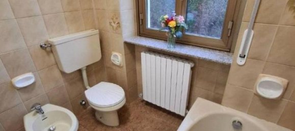 3 rooms Apartment in Appiano Gentile, Italy No. 26814 64