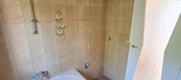 3 rooms Apartment in Appiano Gentile, Italy No. 26814 18