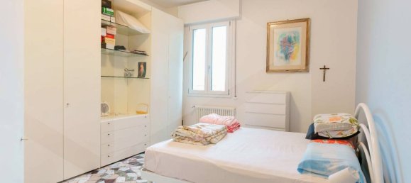 3غرفة شقة في Bologna, Italy رقم 18684 25