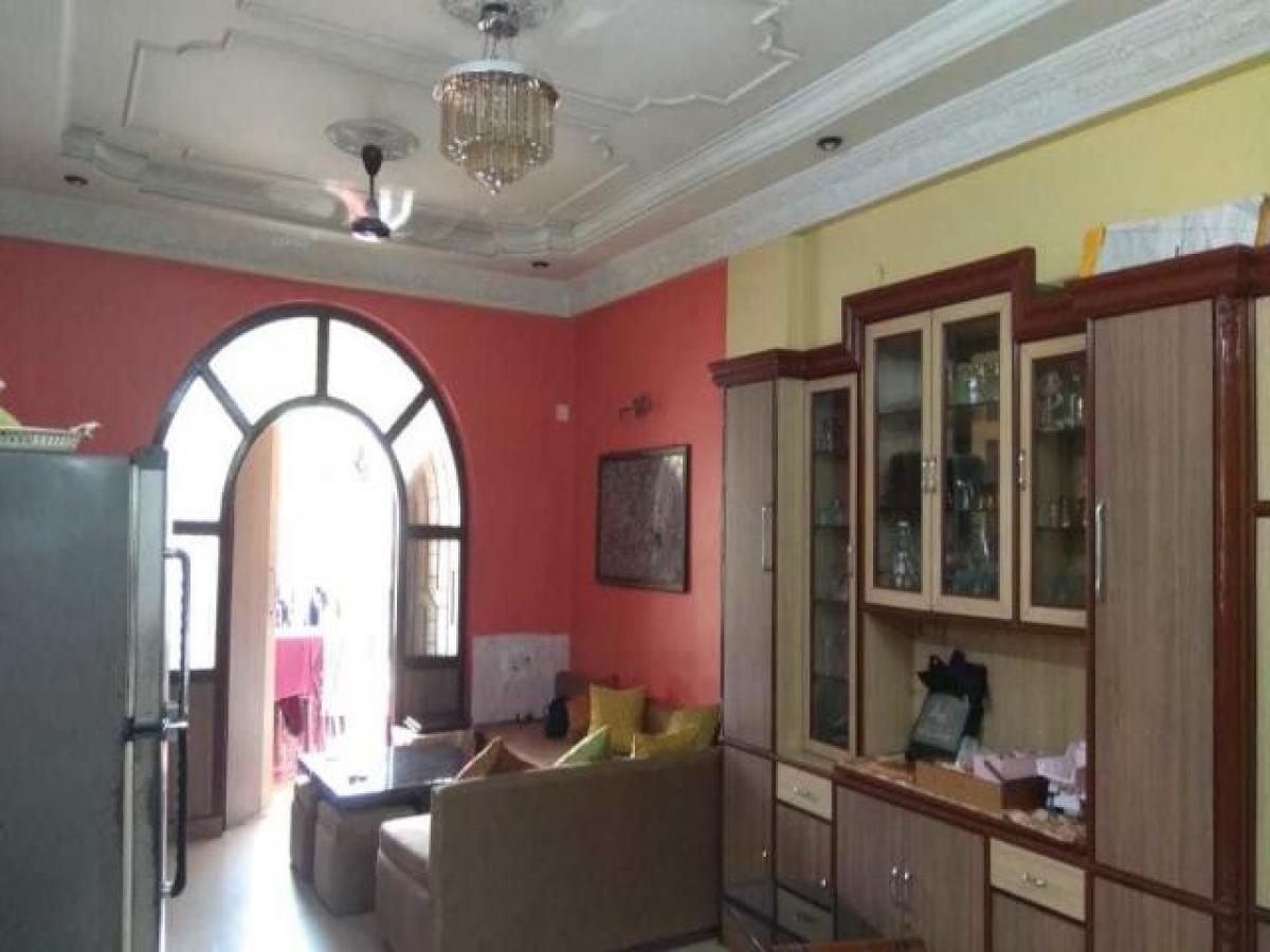 Casa de 3 dormitorios en Kolkata, India No. 4383