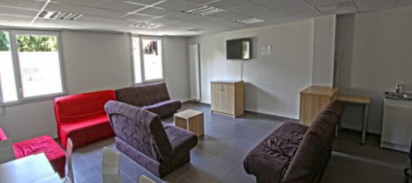 Studio à Troyes, France No. 91437 4