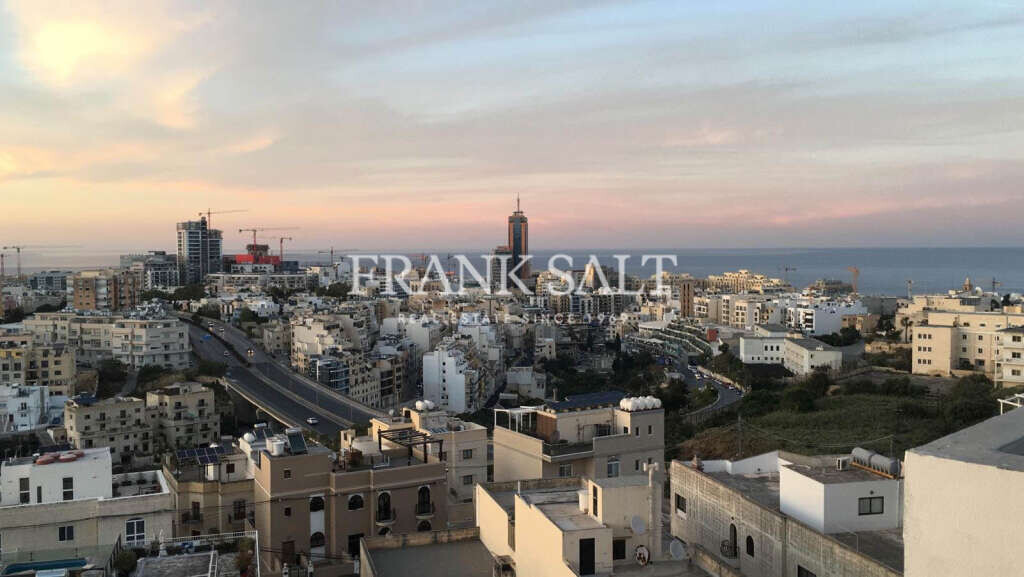 2 chambres Appartement à Saint Julian's, Malta No. 4308