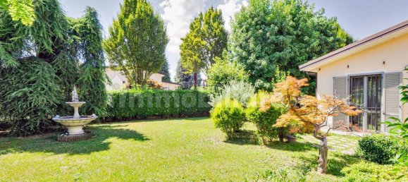 Villa de 5 dormitorios en Origgio, Italy No. 377052 20