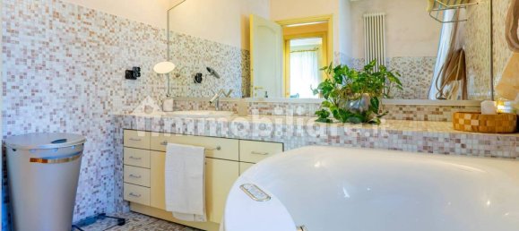 Villa de 5 dormitorios en Origgio, Italy No. 377052 33