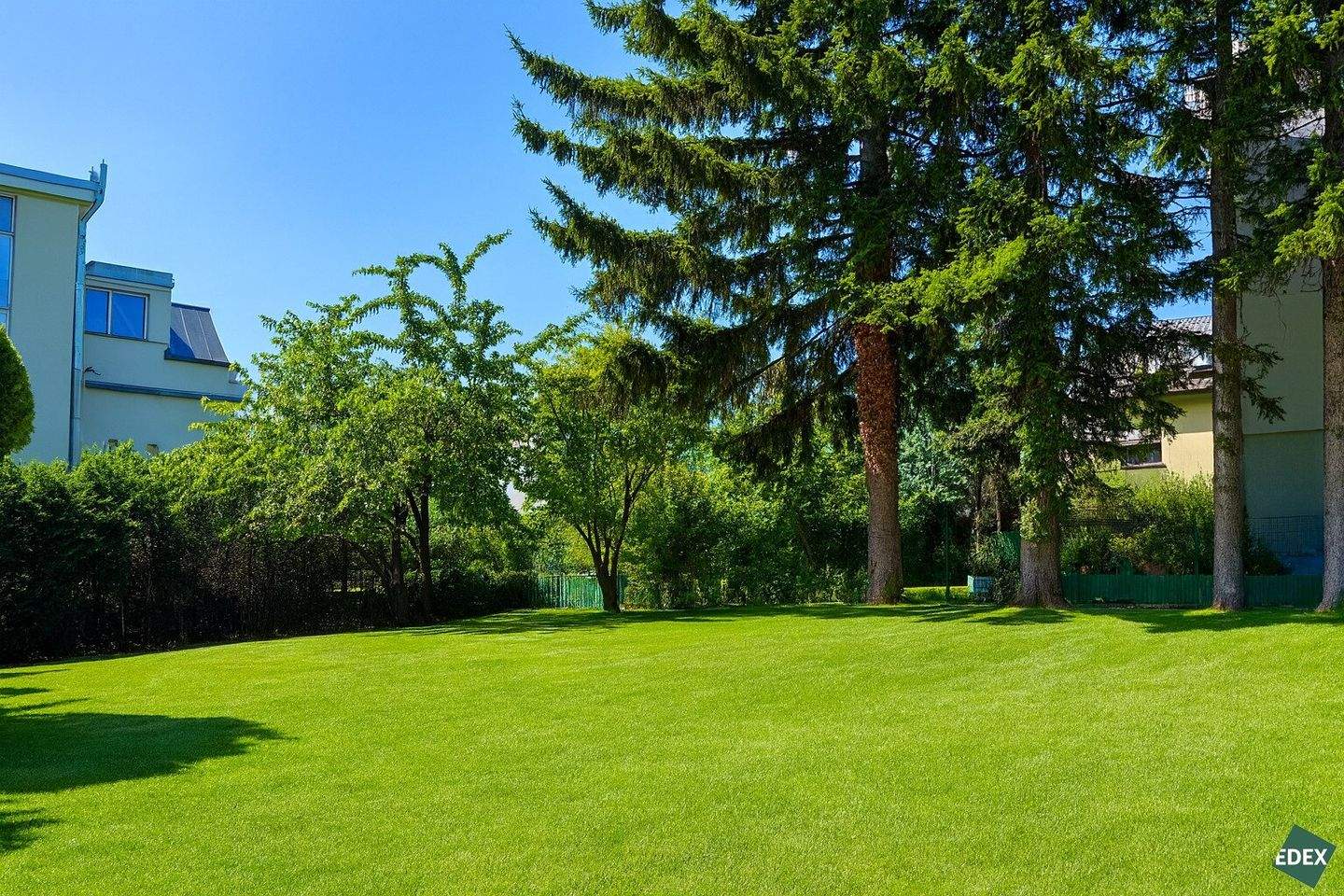  Land in Hernals, Austria No. 238994