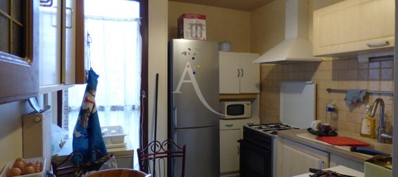 3 bedrooms Apartment in Neuilly-sur-Marne, France No. 161978 4