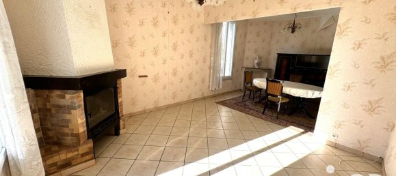 3 Schlafzimmer Haus in Sury-pres-Lere, France, Nr. 225264 6