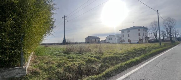 1-salle Terrain à Castelfranco Emilia, Italy No. 41386 2