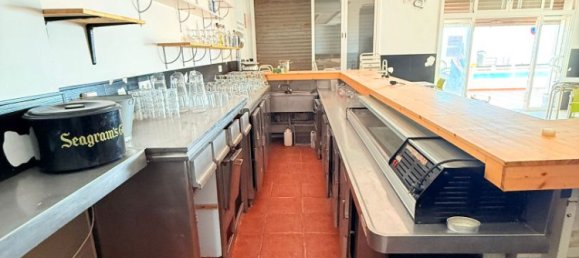 175m² Commercial property in Rincon de la Victoria, Spain No. 165818 26