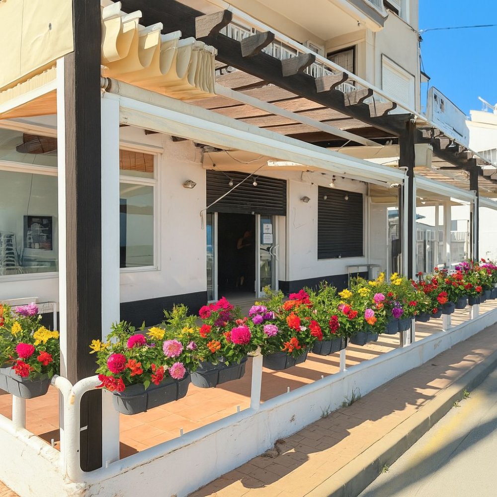 175m² Commercial property in Rincon de la Victoria, Spain No. 165818