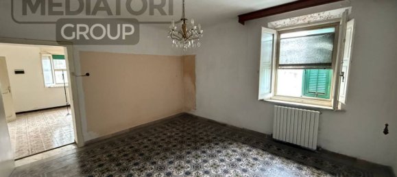 Villa de 4 dormitorios en Chiaravalle, Italy No. 226404 22