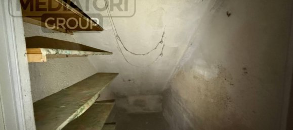 Villa de 4 dormitorios en Chiaravalle, Italy No. 226404 16