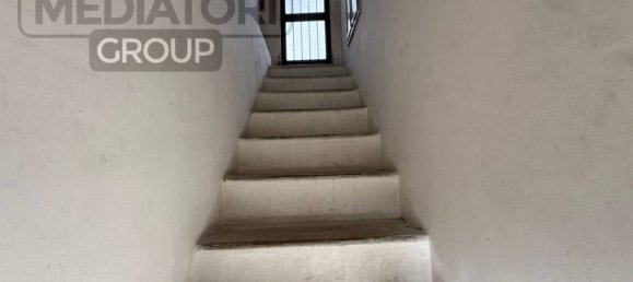 Villa de 4 dormitorios en Chiaravalle, Italy No. 226404 38