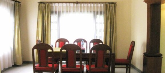 Casa de 3 dormitorios en Tay Ho, Vietnam No. 5722 5