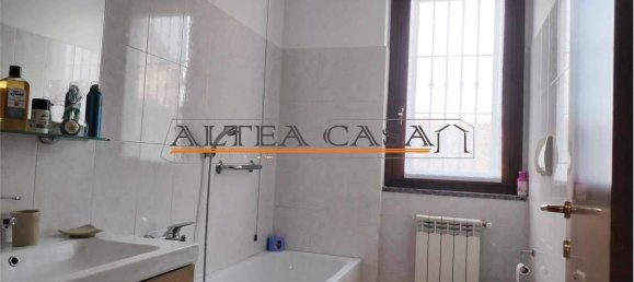 3غرفة شقة في Bonate Sotto, Italy رقم 35937 14