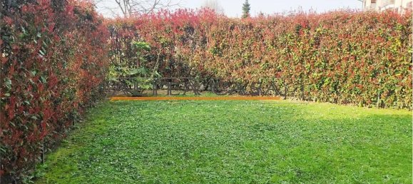 3غرفة شقة في Bonate Sotto, Italy رقم 35937 19