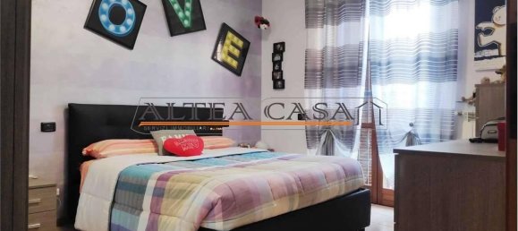 3غرفة شقة في Bonate Sotto, Italy رقم 35937 10