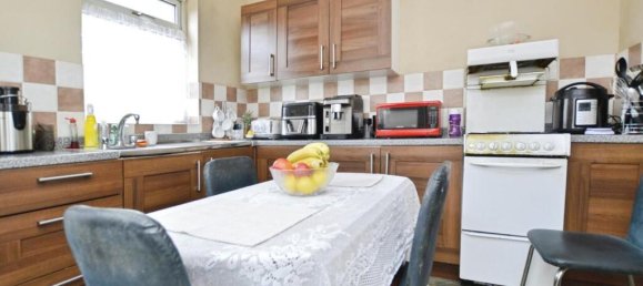 3 Schlafzimmer Haus in Canning Town, United Kingdom, Nr. 12453 8