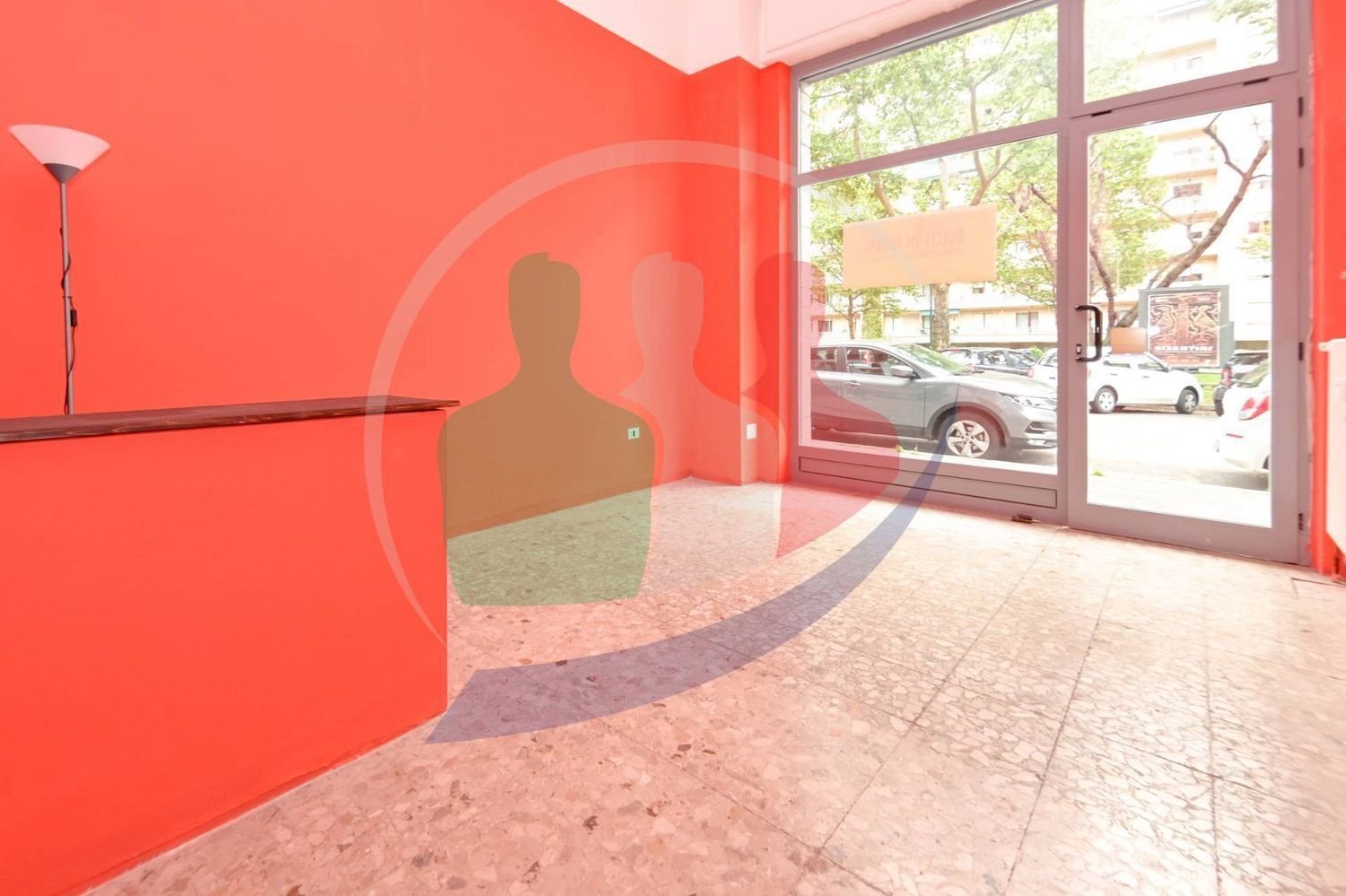 2 rooms Commercial property in Turin, Italy No. 80549