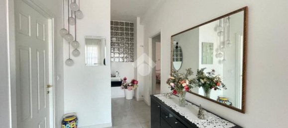 5غرفة شقة في Naples, Italy رقم 87008 3