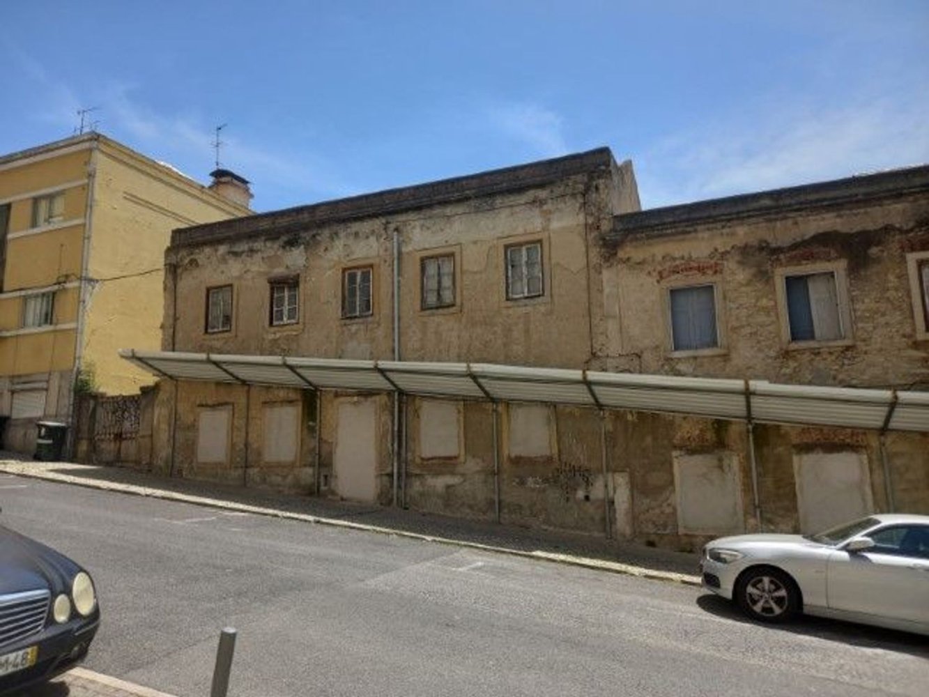 1007m² Building in Lisbon, Portugal No. 103462