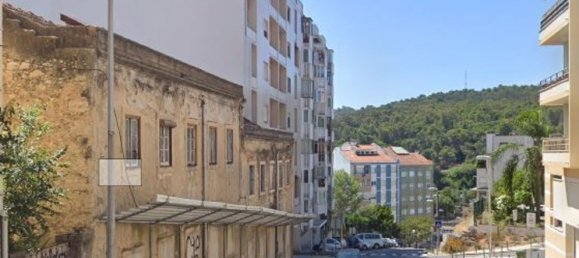 1007m² Building in Lisbon, Portugal No. 103462 9