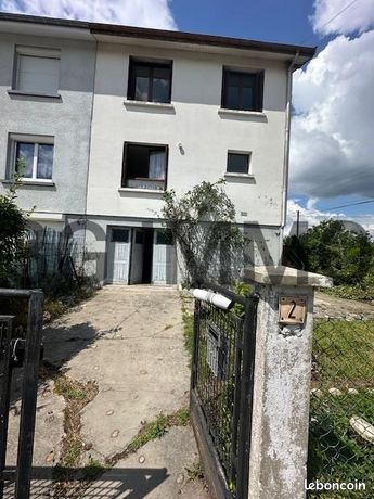 Casa de 3 dormitorios en Saint-Dizier, France No. 306175