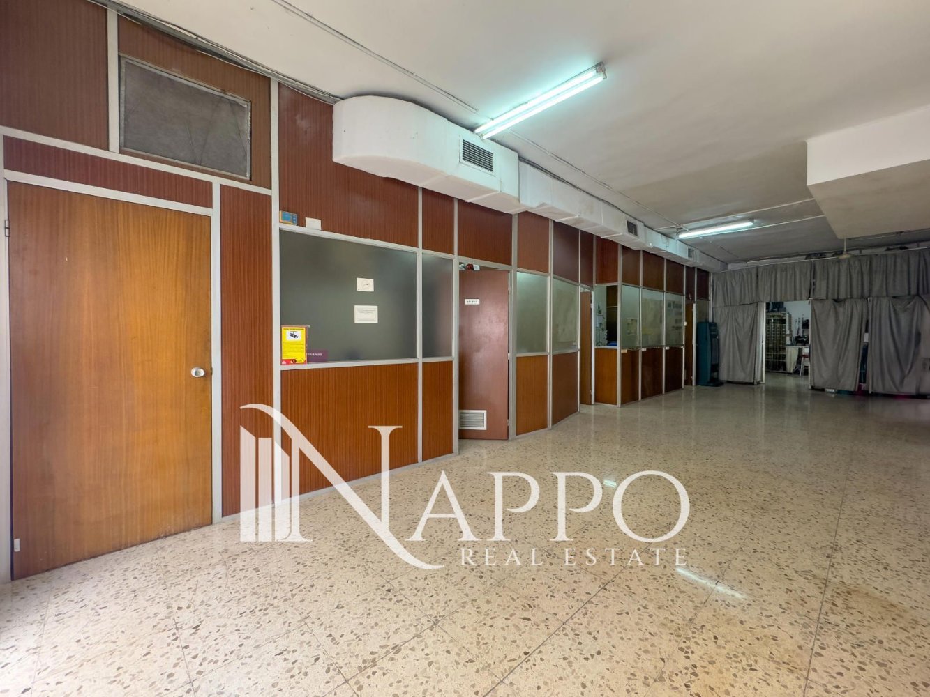 Коммерческая недвижимость 115м² в Пальма-де-Майорка, Испания № 76225