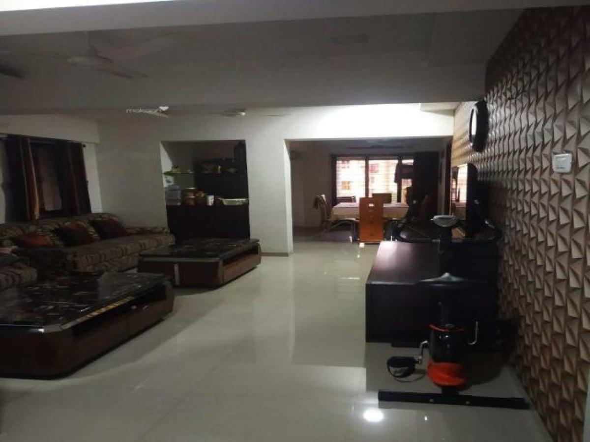 Casa T4 em Mumbai, India N.º 13987