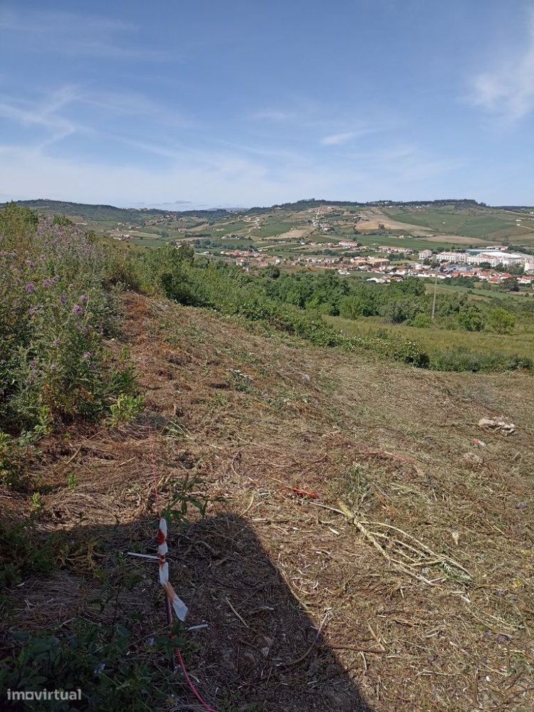 703m² Land in Arruda dos Vinhos, Portugal No. 327564