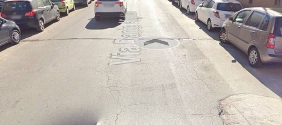 3 bedrooms Apartment in Taranto, Italy No. 376947 2