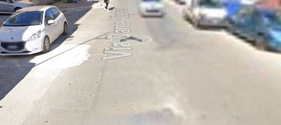 3 bedrooms Apartment in Taranto, Italy No. 376947 4