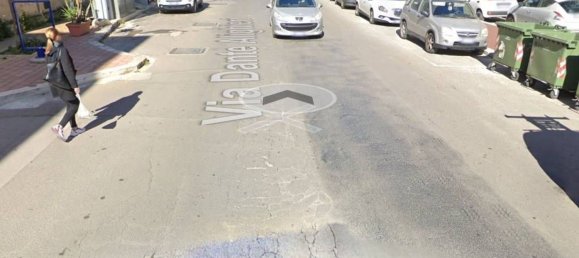 3 bedrooms Apartment in Taranto, Italy No. 376947 3