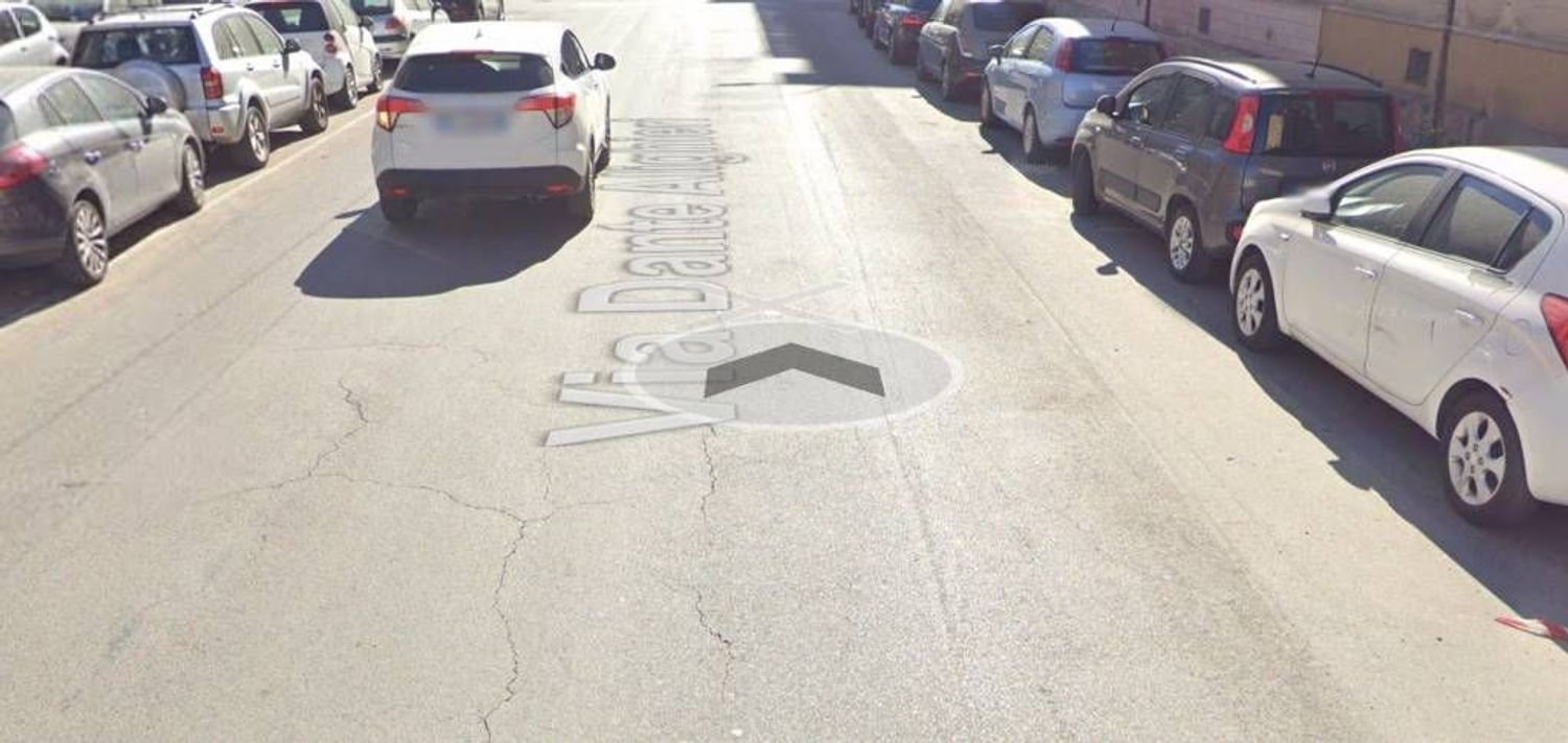 3 bedrooms Apartment in Taranto, Italy No. 376947