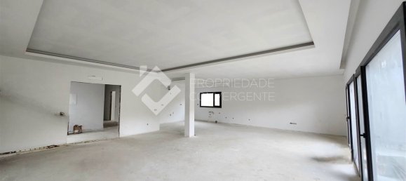 4 bedrooms House in Setubal, Portugal No. 100059 6