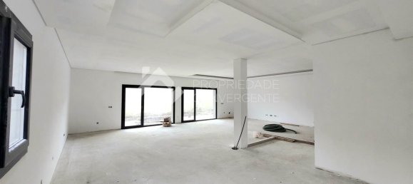 4 bedrooms House in Setubal, Portugal No. 100059 5